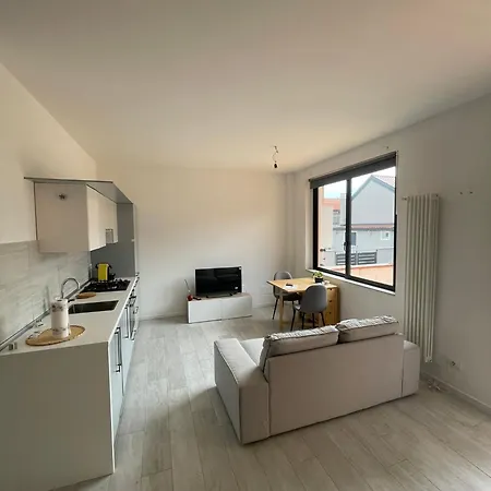 Nuovo Vicino Stazione Apartment